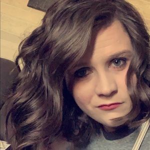 Meet your Posher, Brittney